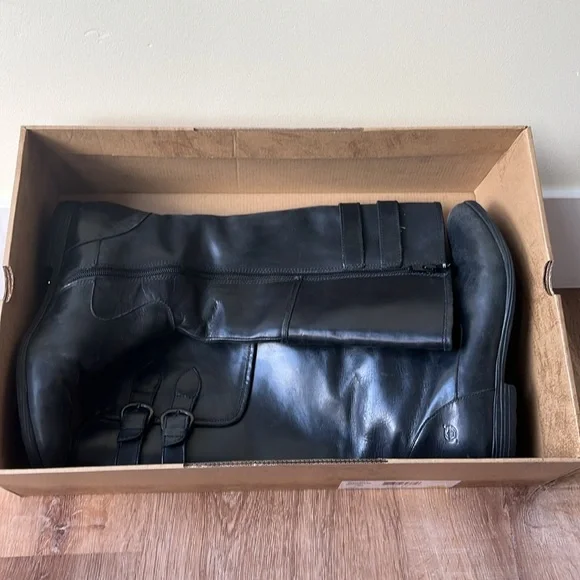 Born | Jordyn Black Riding Boots - Picture 7 of 7